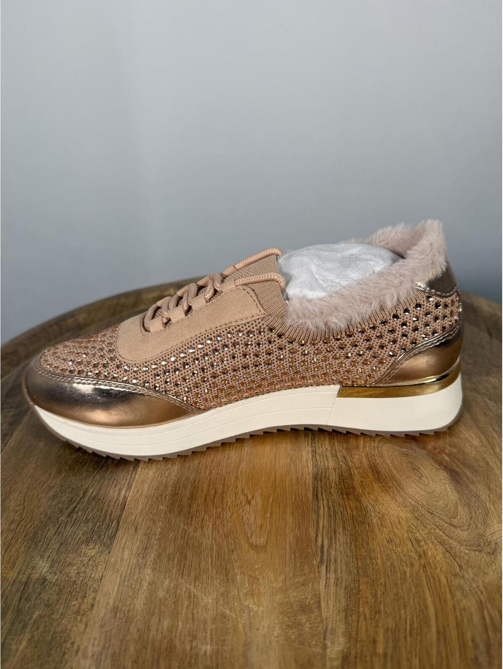 Kenneth Cole Reaction Shell Cari Faux Fur Jewel Jogger Sneakers US 6.5M NWB - Picture 9 of 11